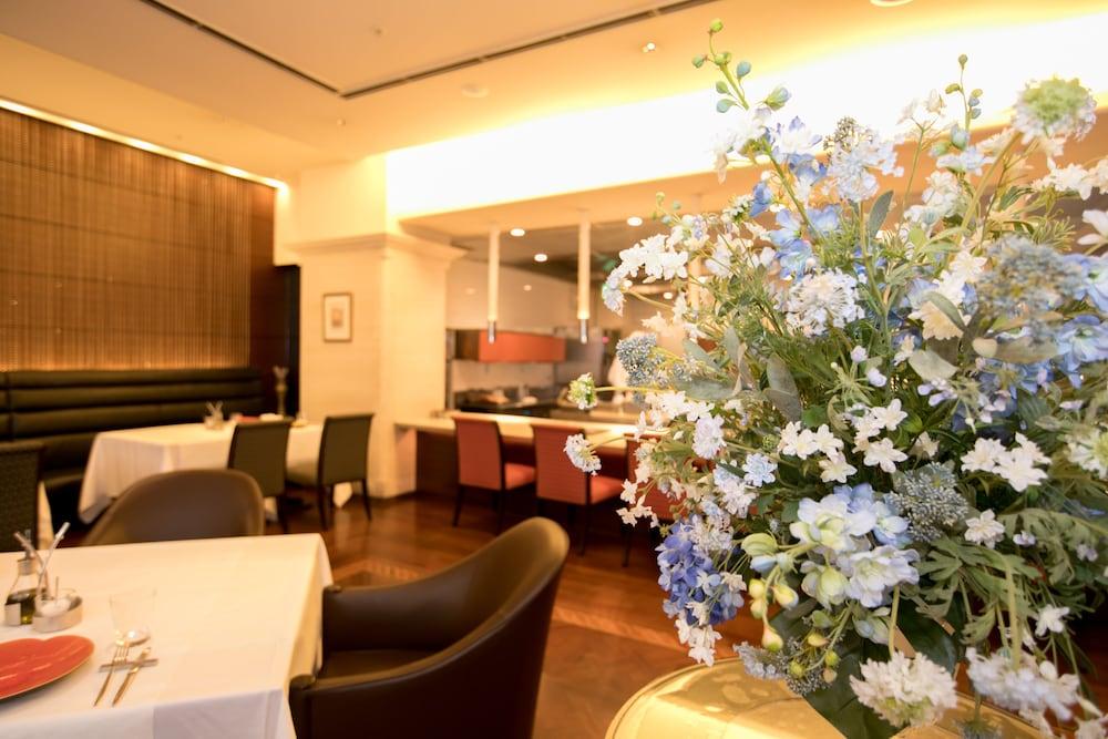 Koko Hotel Osaka Shinsaibashi Экстерьер фото