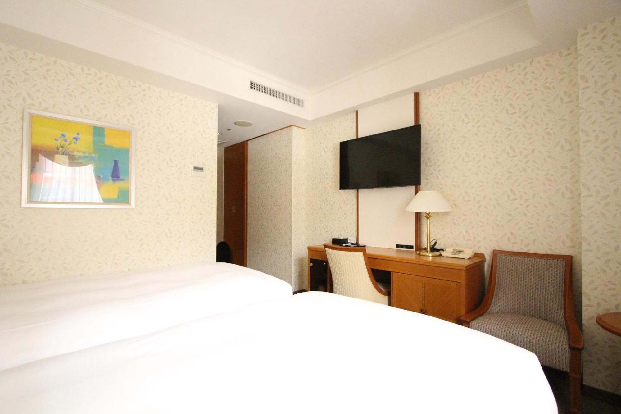 Koko Hotel Osaka Shinsaibashi Экстерьер фото